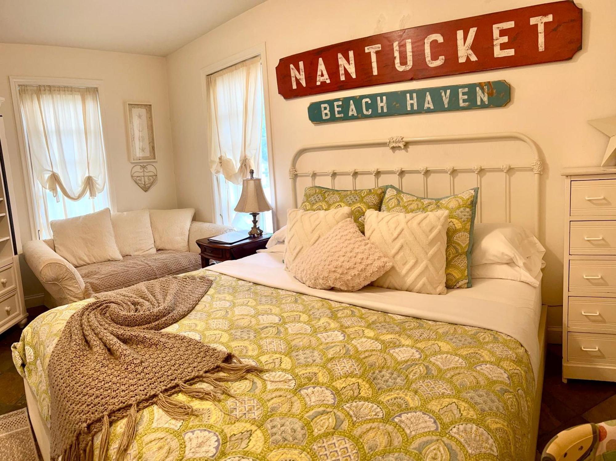 Frederick William House 4*