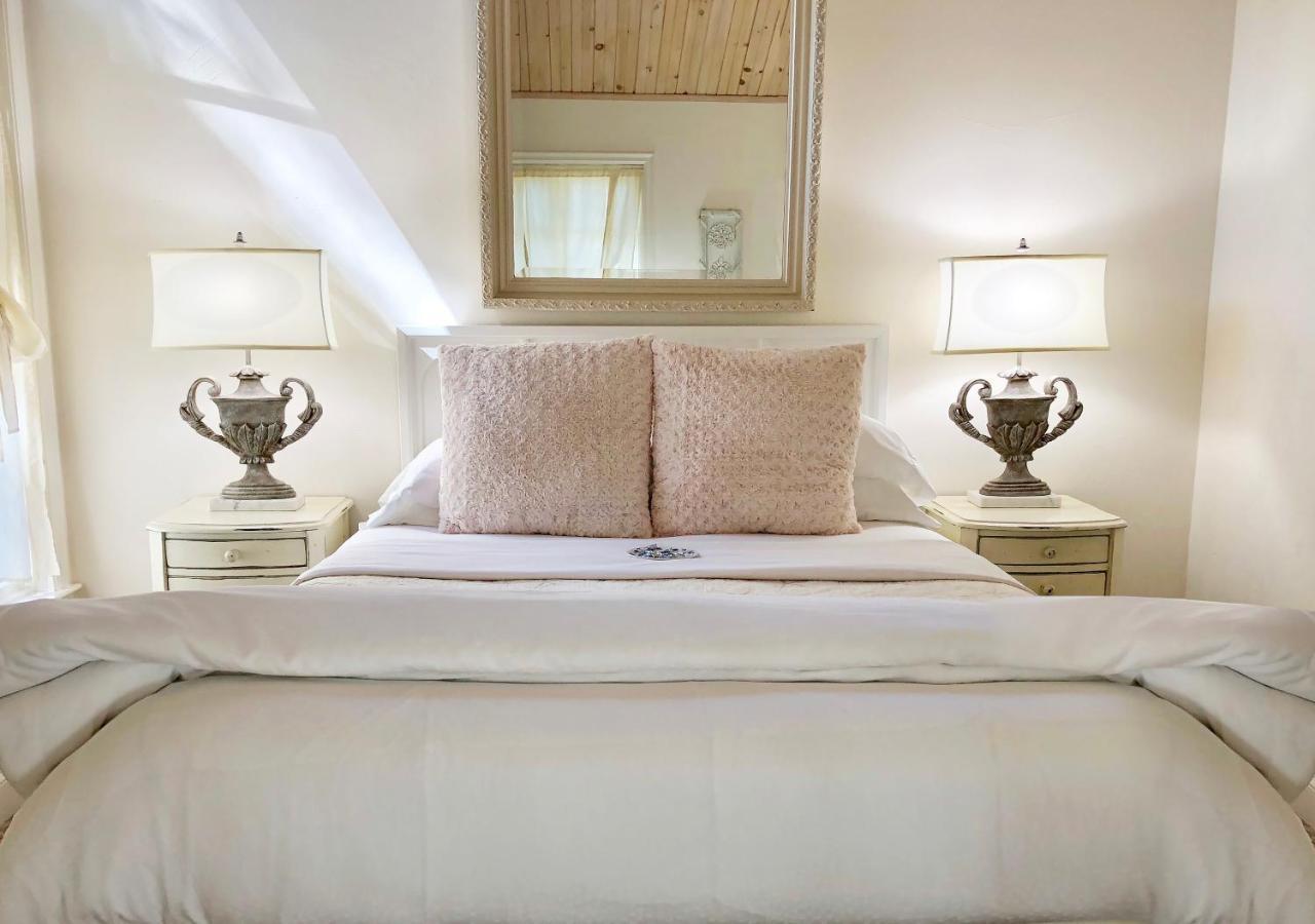 Frederick William House Inn Falmouth