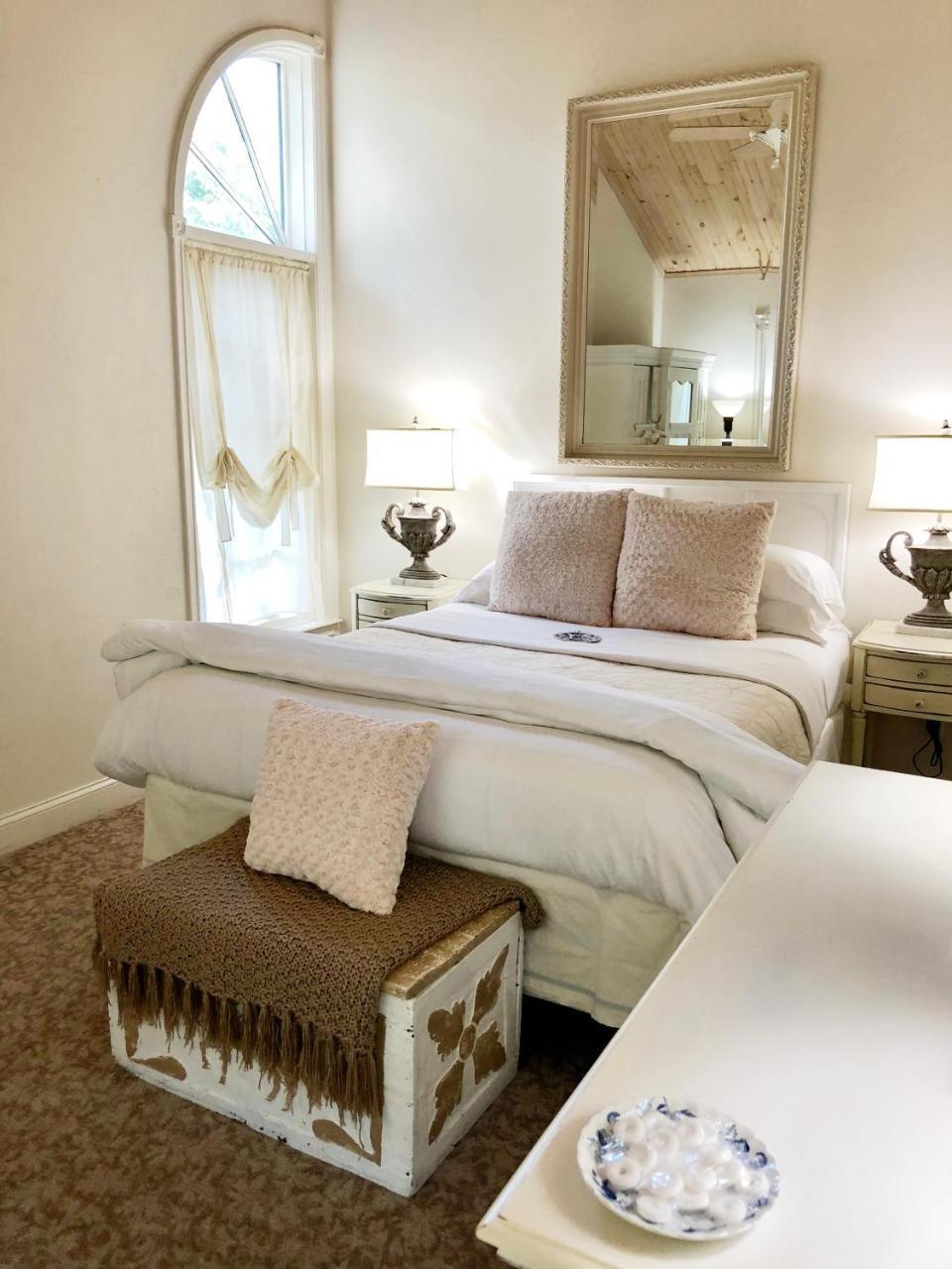 Inn Frederick William House