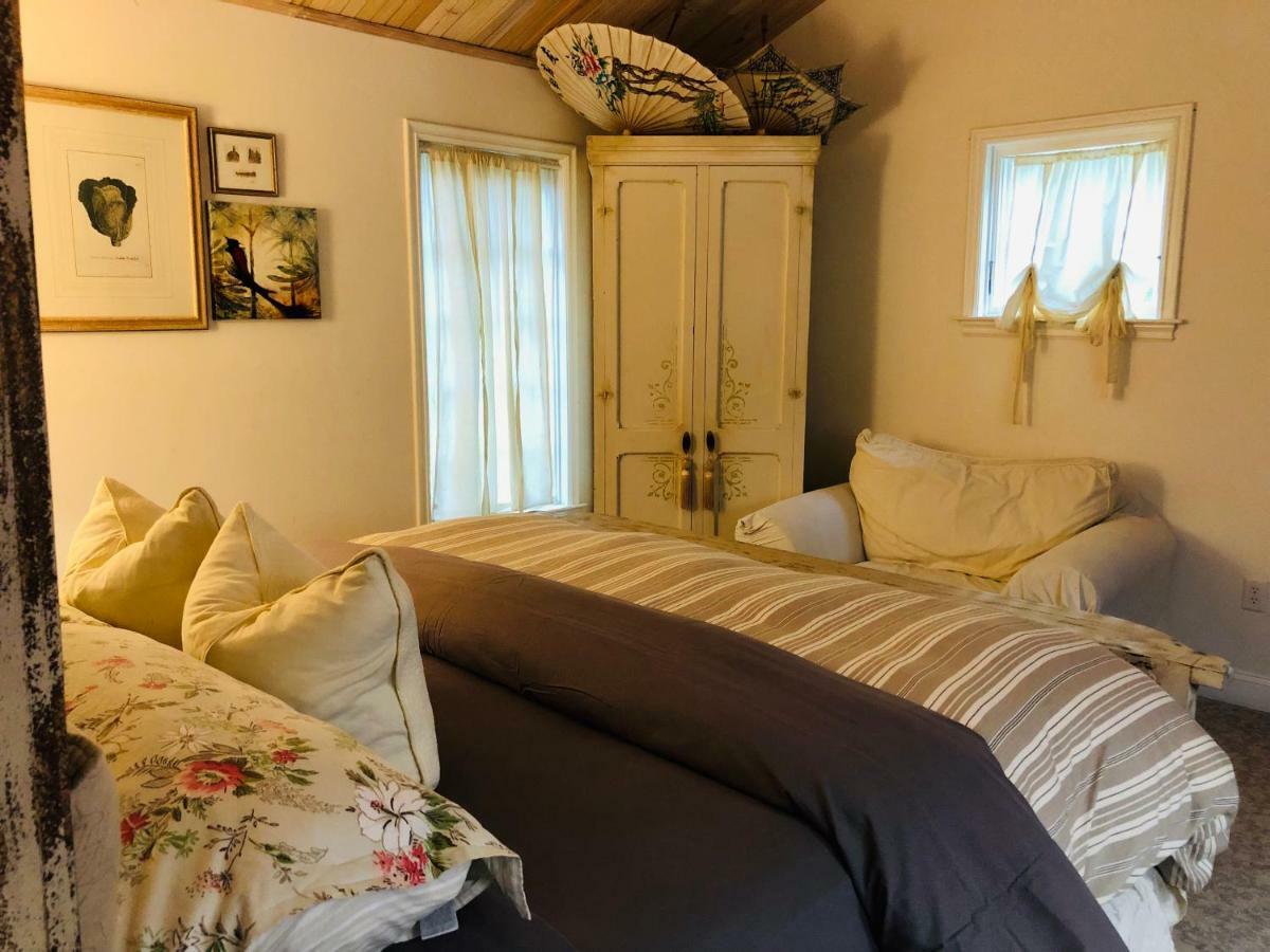 Frederick William House 4*